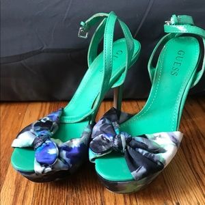 Green Guess Heel-